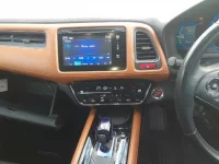 Honda VEZEL лот № 30627 оценка 4  с аукциона в Японии 8