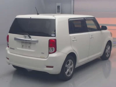 Toyota COROLLA RUMION