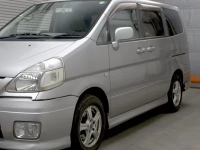 Nissan SERENA  с аукциона в Японии