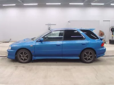Subaru IMPREZA  с аукциона в Японии
