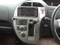 Toyota RACTIS лот № 5508 оценка 3.5  с аукциона в Японии 8