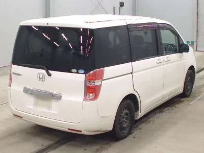 Honda STEP WAGON  с аукциона в Японии