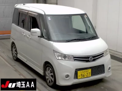 Nissan ROOX  с аукциона в Японии