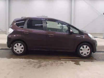 Honda FIT  с аукциона в Японии