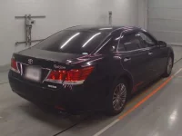 Toyota CROWN лот № 30651 оценка R  с аукциона в Японии 1