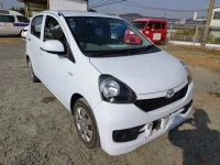 Toyota PIXIS EPOCH лот № 3211 оценка 4  с аукциона в Японии 1
