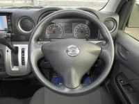 Nissan CARAVAN VAN лот № 3611 оценка 3.5  с аукциона в Японии 4