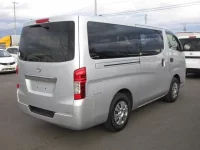 Nissan CARAVAN VAN лот № 3612 оценка 3.5  с аукциона в Японии 1