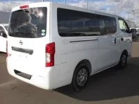 Nissan CARAVAN VAN лот № 3608 оценка 3  с аукциона в Японии 1