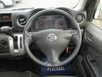 Nissan CARAVAN VAN лот № 3610 оценка 3  с аукциона в Японии 4