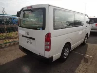 Toyota HIACE VAN лот № 54 оценка 3.5  с аукциона в Японии 1