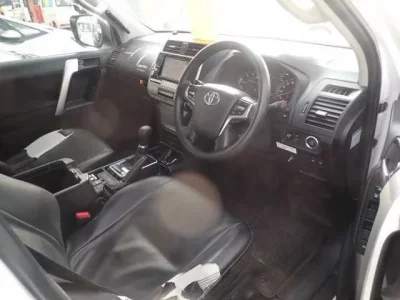 Toyota LAND CRUISER PRADO  с аукциона в Японии