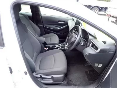 Toyota COROLLA  с аукциона в Японии