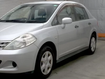 Nissan TIIDA LATIO