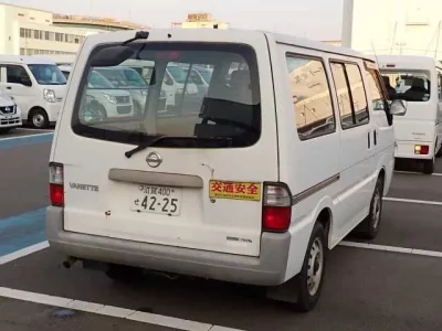 Nissan VANETTE VAN