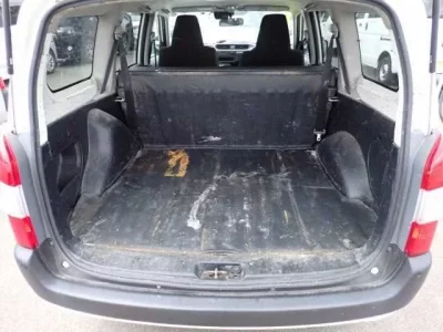 Mazda FAMILIA VAN  с аукциона в Японии