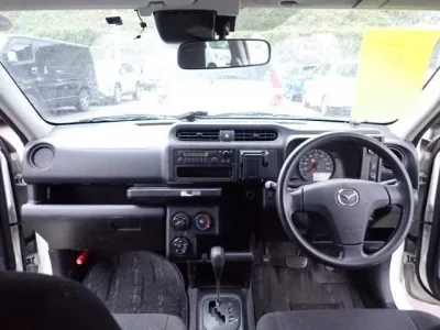 Mazda FAMILIA VAN  с аукциона в Японии