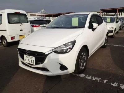 Mazda DEMIO  с аукциона в Японии