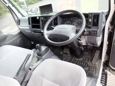 Isuzu ELF  с аукциона в Японии