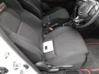 Suzuki SWIFT лот № 30656 оценка 3.5  с аукциона в Японии 7