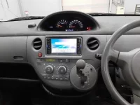 Toyota SIENTA лот № 5536 оценка R  с аукциона в Японии 8