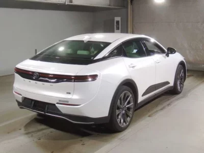 Toyota CROWN CROSSOVER