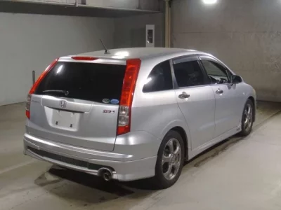 Honda STREAM  с аукциона в Японии