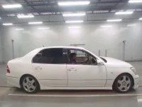 Toyota CELSIOR лот № 30668 оценка 3.5  с аукциона в Японии 2