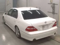 Toyota CELSIOR лот № 30668 оценка 3.5  с аукциона в Японии 5