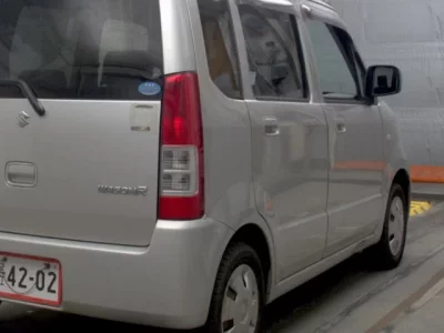 Suzuki WAGON R  с аукциона в Японии