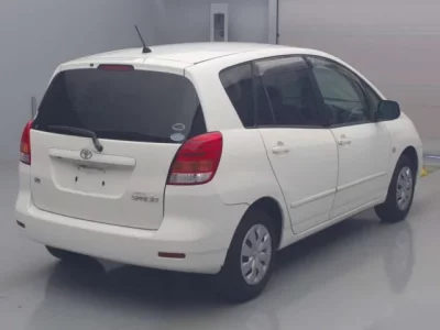 Toyota COROLLA SPACIO