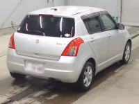Suzuki SWIFT лот № 5600 оценка RA  с аукциона в Японии 1
