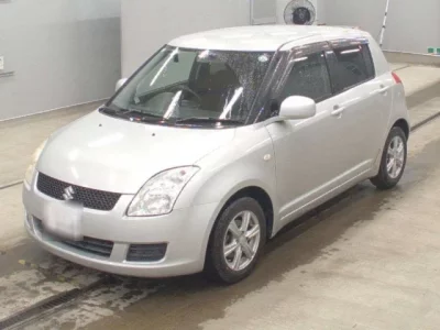 Suzuki SWIFT  с аукциона в Японии