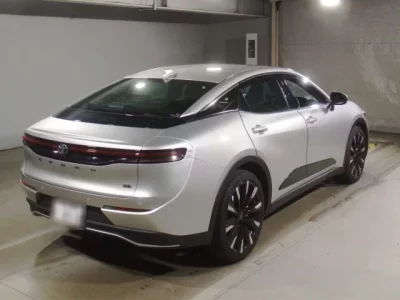 Toyota CROWN CROSSOVER  с аукциона в Японии