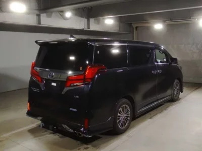 Toyota ALPHARD  с аукциона в Японии