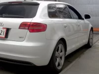 Audi A3 лот № 2194 оценка 4  с аукциона в Японии 4