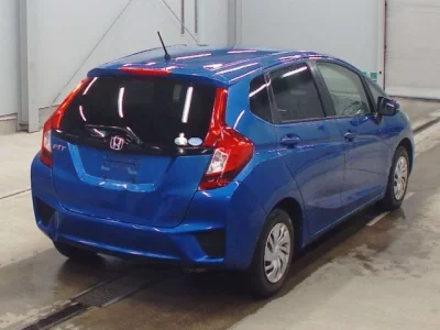 Honda FIT  с аукциона в Японии