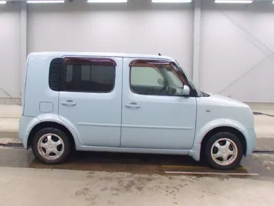 Nissan CUBE  с аукциона в Японии