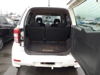 Toyota RUSH лот № 5619 оценка R  с аукциона в Японии 10