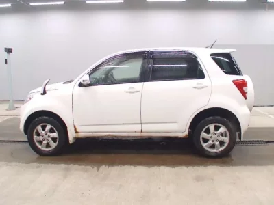 Toyota RUSH  с аукциона в Японии