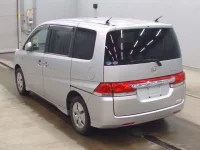 Honda STEP WAGON лот № 5625 оценка 3  с аукциона в Японии 5