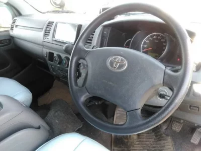 Toyota HIACE VAN  с аукциона в Японии