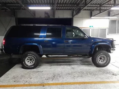 GM CHEVROLET SUBURBAN