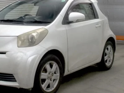 Toyota IQ  с аукциона в Японии