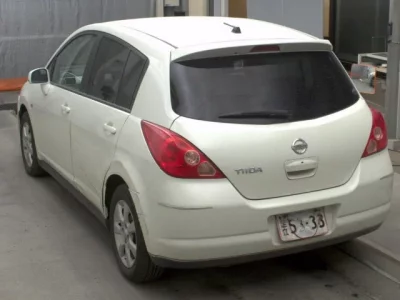 Nissan TIIDA