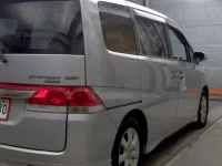 Honda STEP WAGON лот № 17023 оценка 3.5  с аукциона в Японии 3