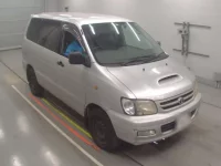 Toyota TOWN ACE NOAH лот № 30713 оценка 3.5  с аукциона в Японии 4