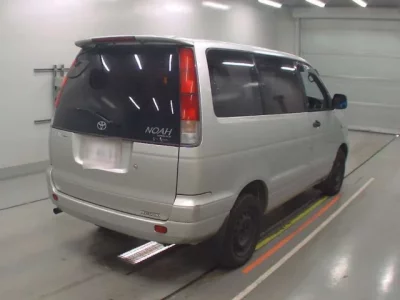 Toyota TOWN ACE NOAH  с аукциона в Японии