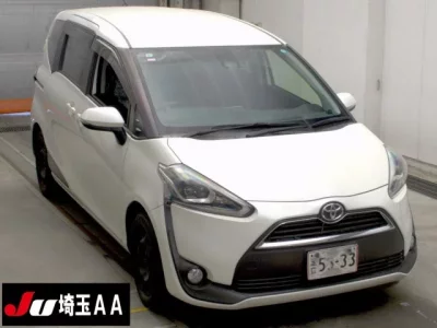 Toyota SIENTA  с аукциона в Японии