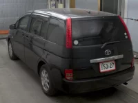 Toyota ISIS лот № 17024 оценка R  с аукциона в Японии 1